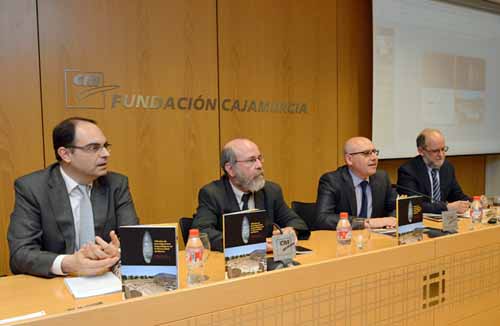 Presentación del libro "100 años de investigaciones arqueológicas en la Universidad de Murcia". Centro "Las Claras" de Cajamurcia