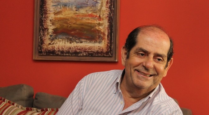 El profesor de la UMU Francisco Javier Díez de Revenga publica “Miguel Hernández: en las lunas del perito”