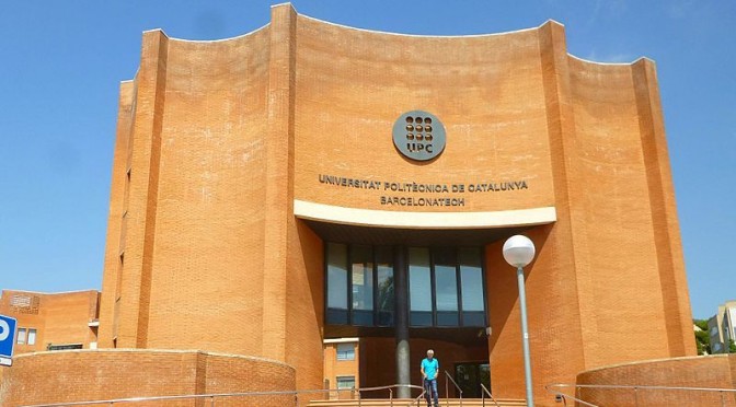 Barcelona_-_Universidad_Politcnica_de_Catalua_UPC_-_Campus_Norte_-_Edificio_Vrtex_2