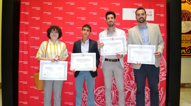 La Universidad de Murcia homenajea a los graduados que han obtenido un Premio Nacional Fin de Carrera