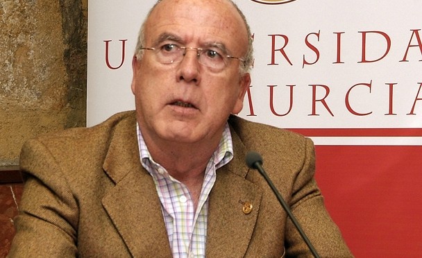 El profesor de la UMU Antonio López Cabanes, elegido presidente de la Comisión AUDIT de la Agencia de Calidad de las universidades del País Vasco
