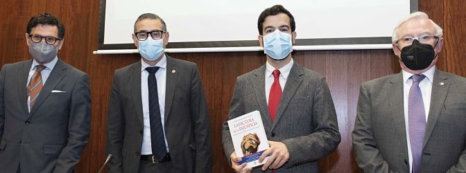 Juan Sebastián Mora-Sanguinetti presenta en la UMU su libro ‘La factura de la Injusticia’