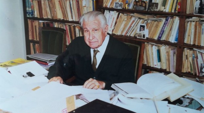Manuel Muñoz Cortés: Pigmalion universitario