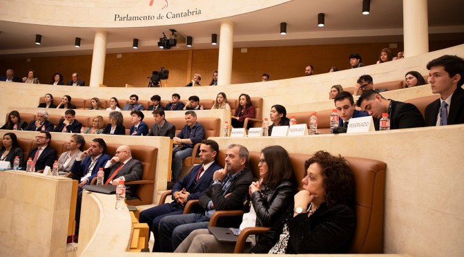 La Universidad de Murcia participa en la XIV Liga de Debate Interuniversitario del G9