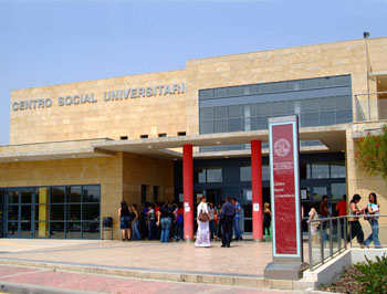 Las II Jornadas sobre la enseñanza de las ciencias y las ingenierías se celebran en el Centro Social Universitario.